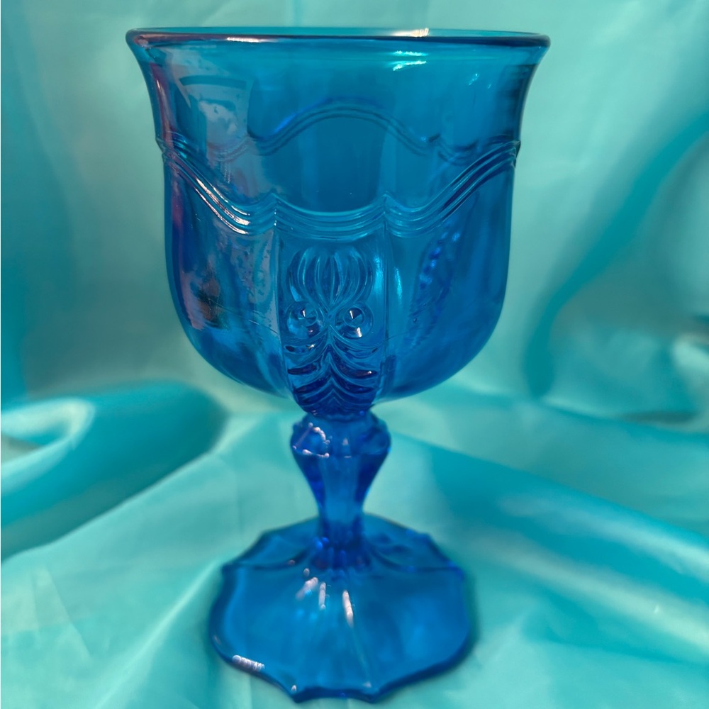 Fenton Colonial Blue Empress Footed Goblet - Picture 4 of 11
